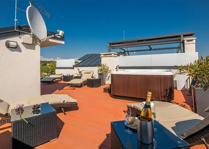 Awesome In Novigrad With Kitchen Hébergement de vacances Novigrad Istria