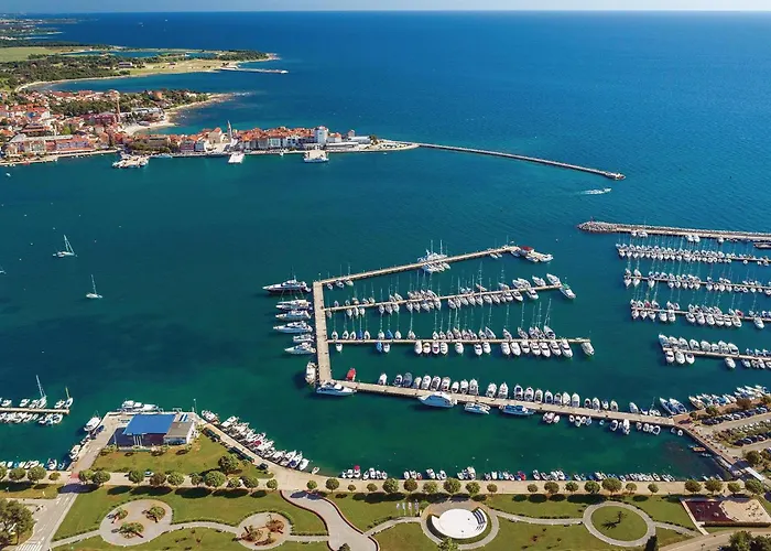 Awesome In Novigrad With Kitchen Hébergement de vacances Novigrad Istria