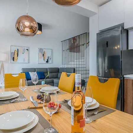 Pet Friendly In Novigrad With House Sea View Novigrad Istria