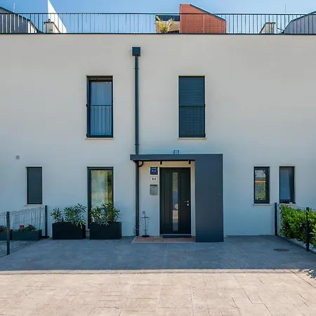 Casa vacanze Pet Friendly In Novigrad With House Sea View *