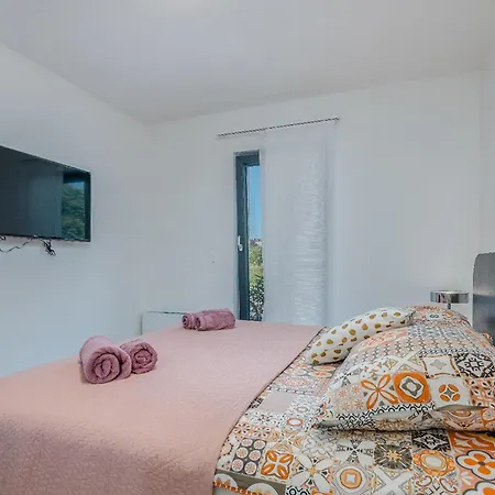 Casa vacanze Pet Friendly In Novigrad With House Sea View *