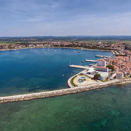 Casa vacanze Pet Friendly In Novigrad With House Sea View *
